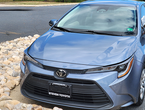 Front view of 2023 Toyota Corolla LE for sale